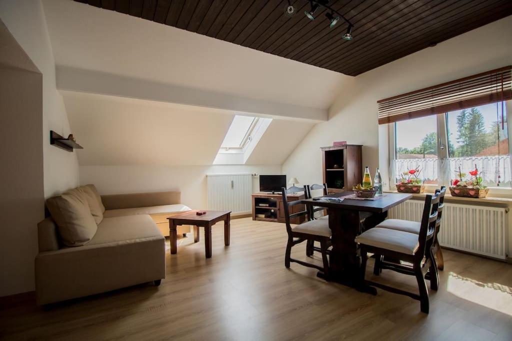 Ferienwohnung Weber Alpenveilchen Лехбрук Экстерьер фото